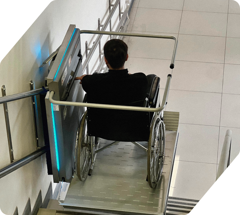 LIFTRONIC empresa de ingeniería y transporte vertical